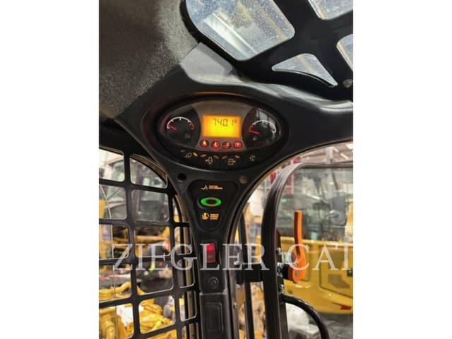 Image of Bobcat S595 equipment image 4