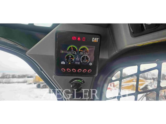 Image of Caterpillar 239D equipment image 4