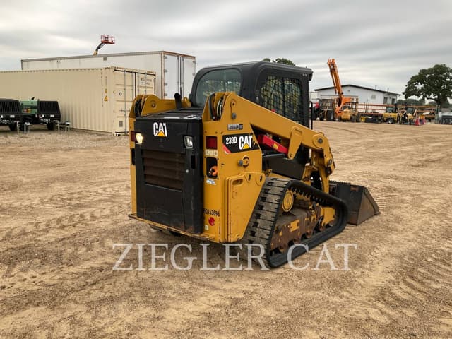 Image of Caterpillar 239D equipment image 2