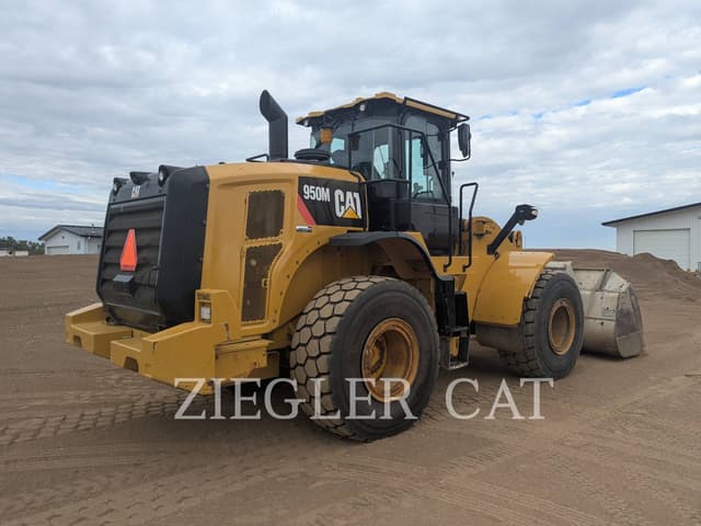 Image of Caterpillar 950M equipment image 2