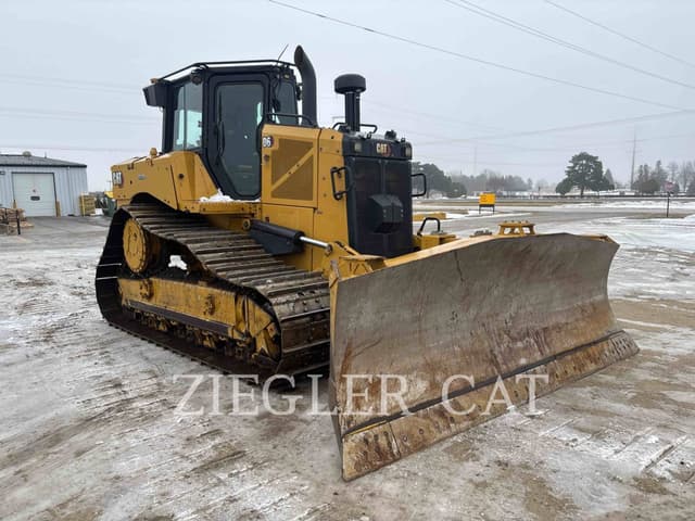 Image of Caterpillar D6LGP equipment image 1