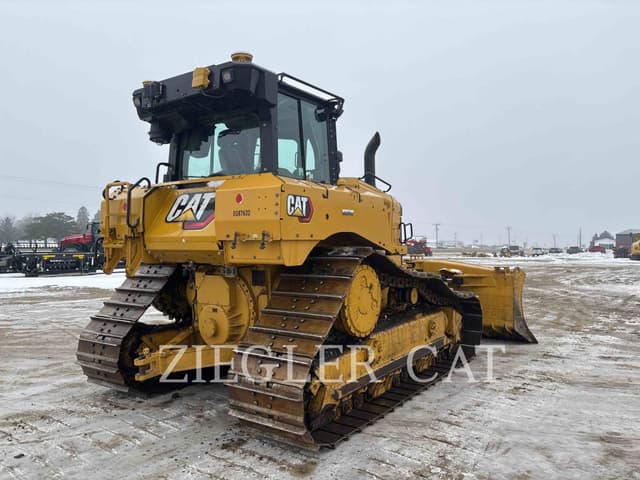 Image of Caterpillar D6LGP equipment image 2