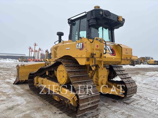 Image of Caterpillar D6LGP equipment image 3