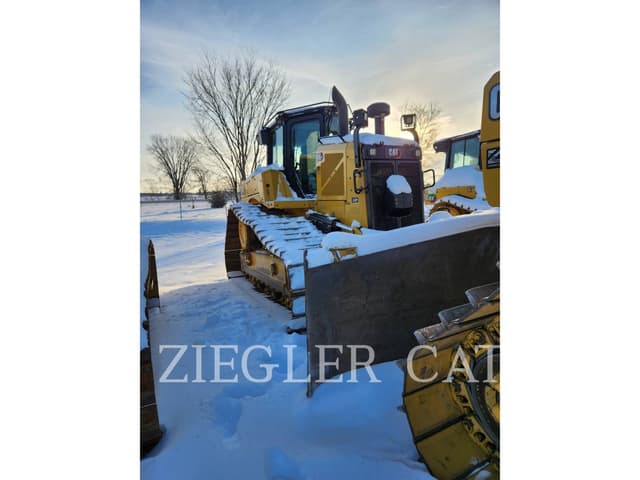 Image of Caterpillar D6XE LGP equipment image 1