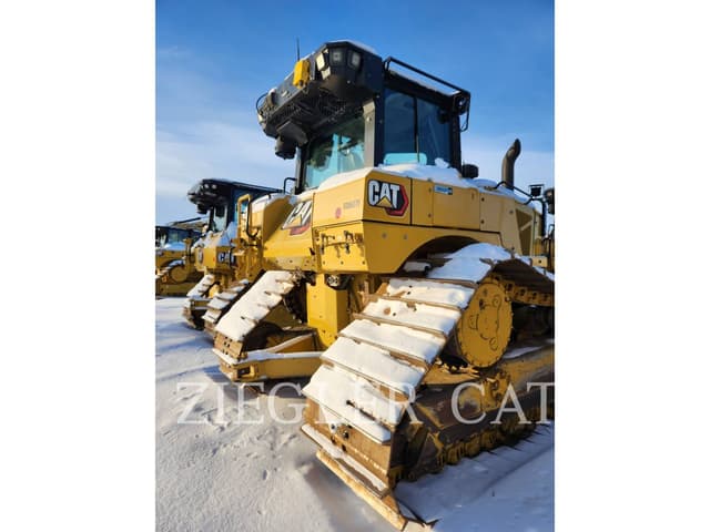 Image of Caterpillar D6XE LGP equipment image 2