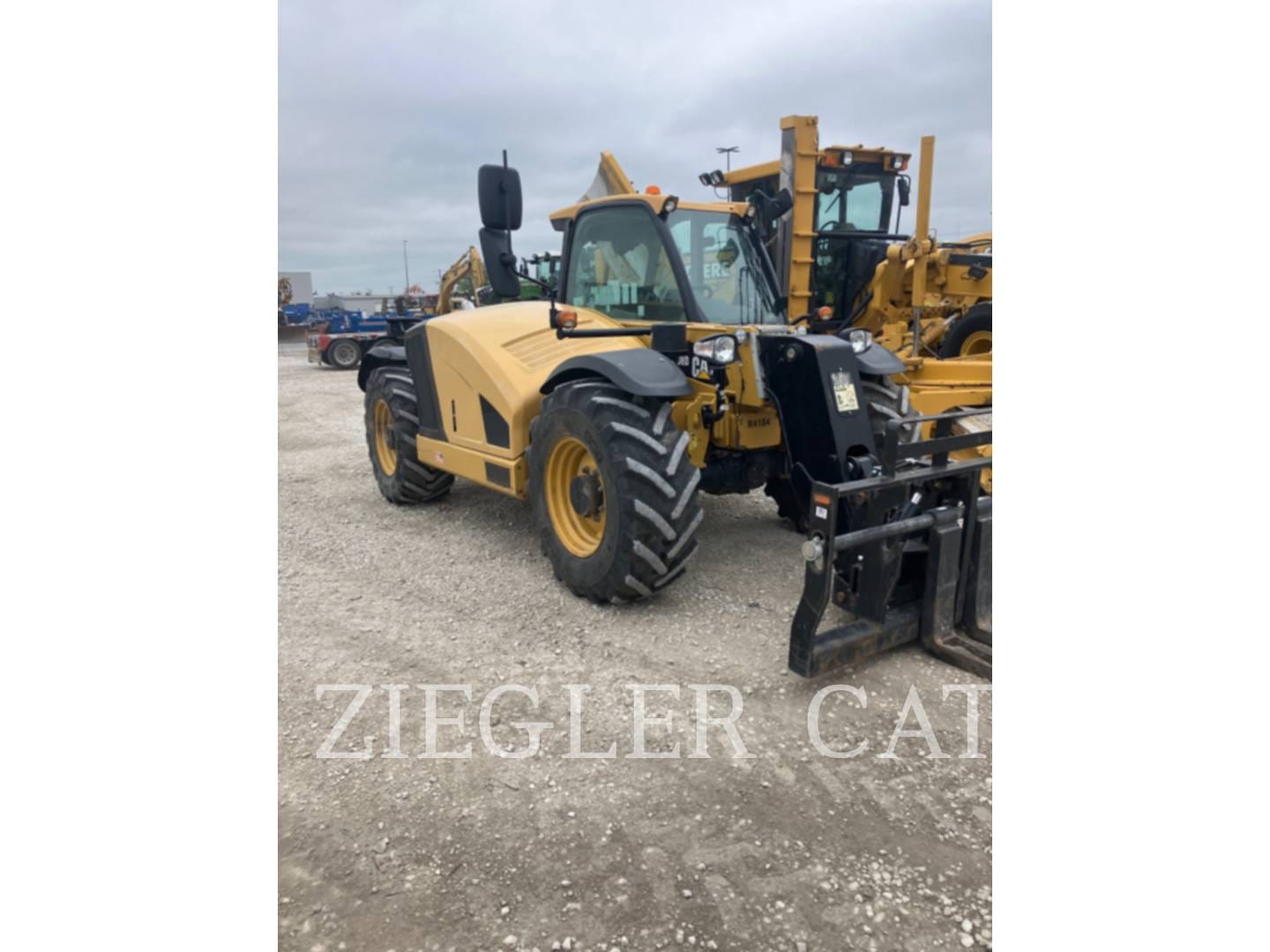 2019 Caterpillar TH408D Equipment Image0