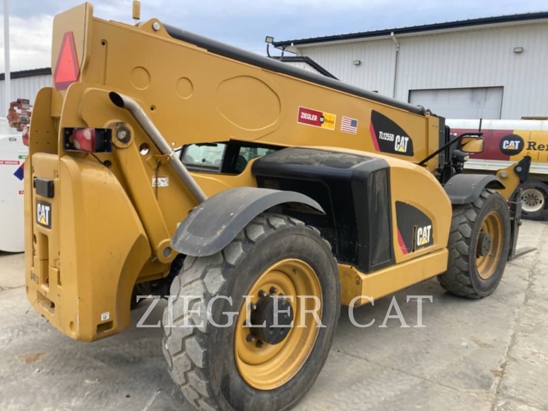 Image of Caterpillar TL1255D Image 1