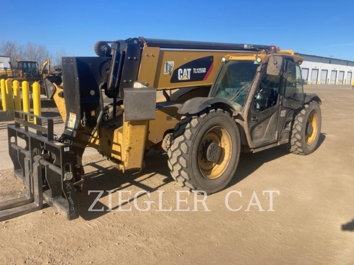 2019 Caterpillar TL1255D Equipment Image0