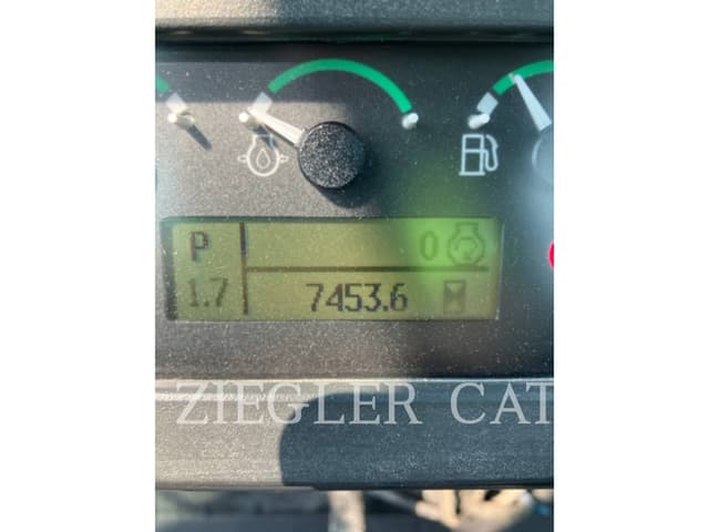 Image of John Deere 755K equipment image 4
