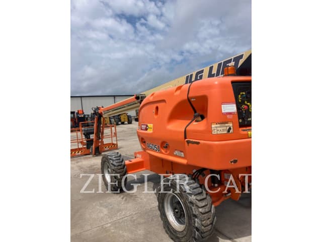 Image of JLG 460SJ equipment image 2