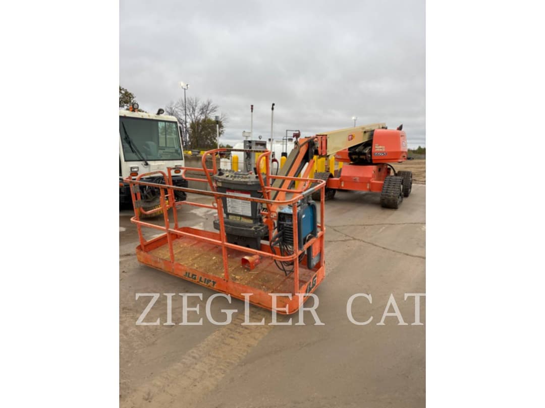 Image of JLG 660SJ Image 1