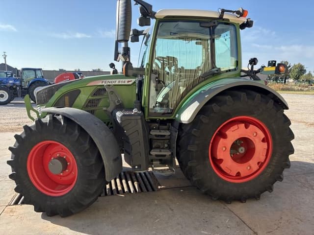 Image of Fendt 514 Vario equipment image 1