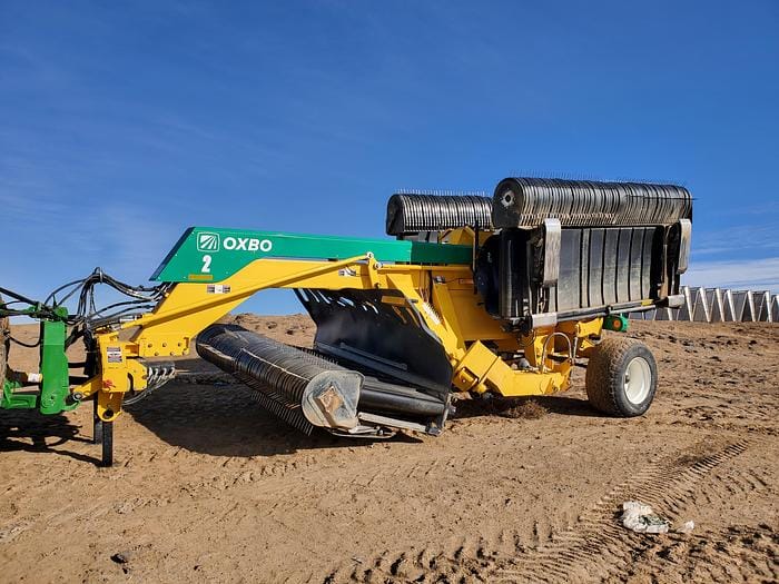 2019 Oxbo 2334 Equipment Image0