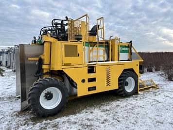 Main image Oxbo 8140