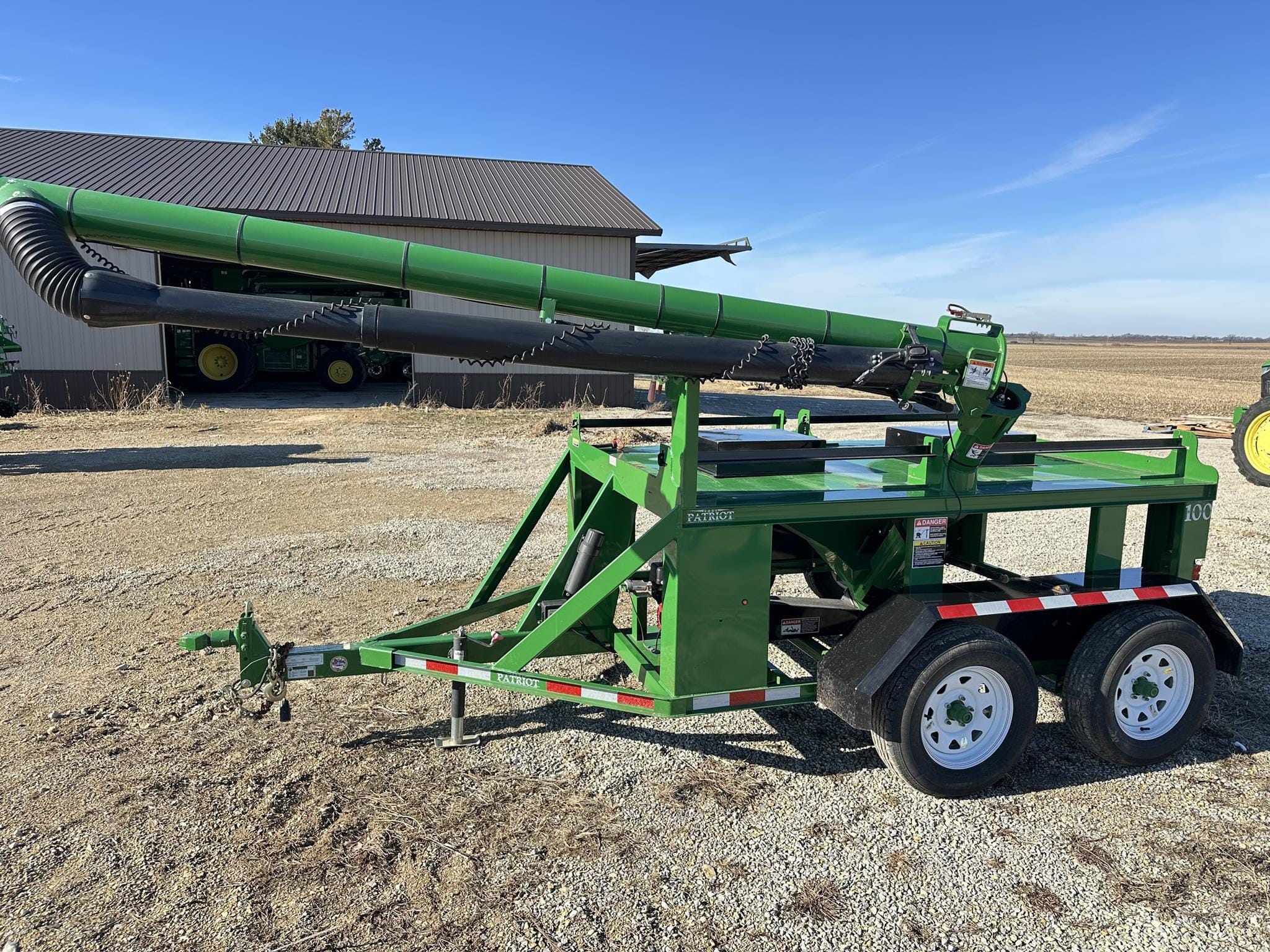 2019 Patriot 100 Equipment Image0