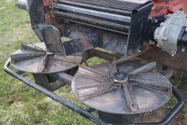 Image of Pequea SP550 equipment image 4