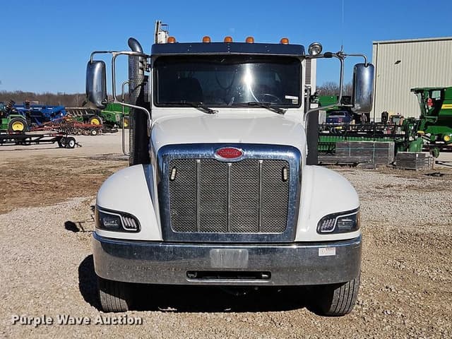 Image of Peterbilt 337 equipment image 1