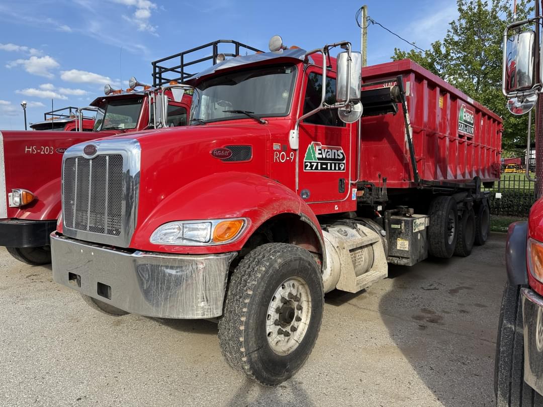 Image of Peterbilt 348 Primary image