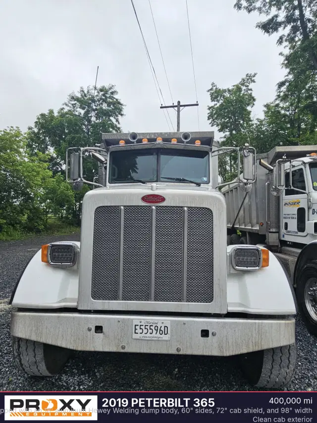 Image of Peterbilt 365 equipment image 1
