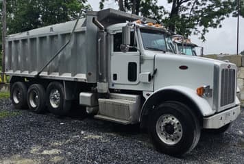 Main image Peterbilt 365