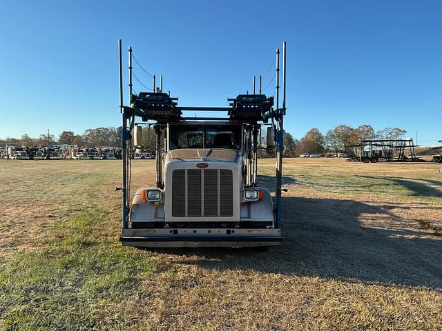 Image of Peterbilt 365 equipment image 2