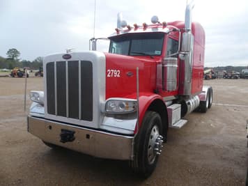 Main image Peterbilt 379