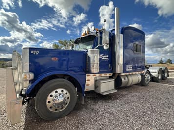 Main image Peterbilt 389