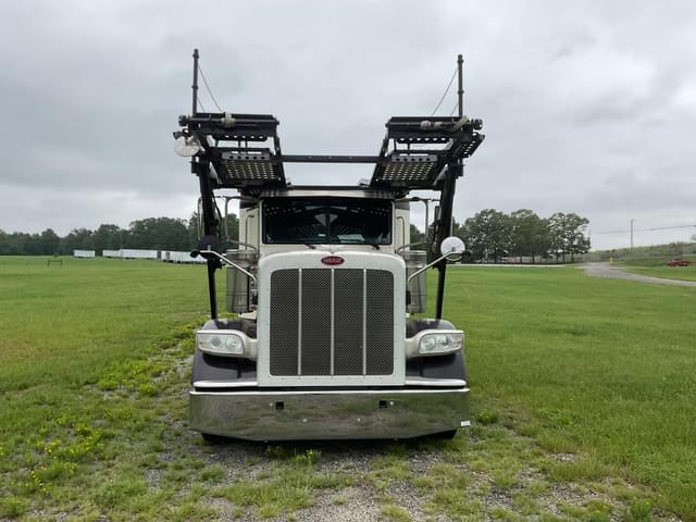 Image of Peterbilt 389 equipment image 1