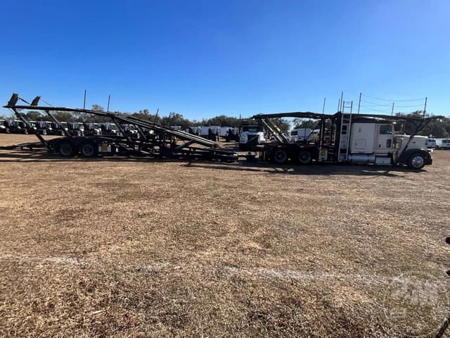 Image of Peterbilt 389 equipment image 3