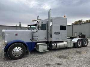 2019 Peterbilt 389 Image