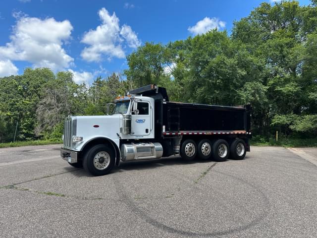 Image of Peterbilt 389 equipment image 1