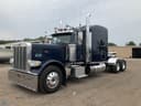 2019 Peterbilt 389 Image
