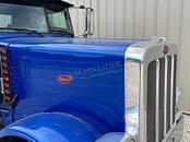 Thumbnail image Peterbilt 389 15