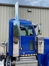 Thumbnail image Peterbilt 389 19