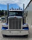 Thumbnail image Peterbilt 389 8