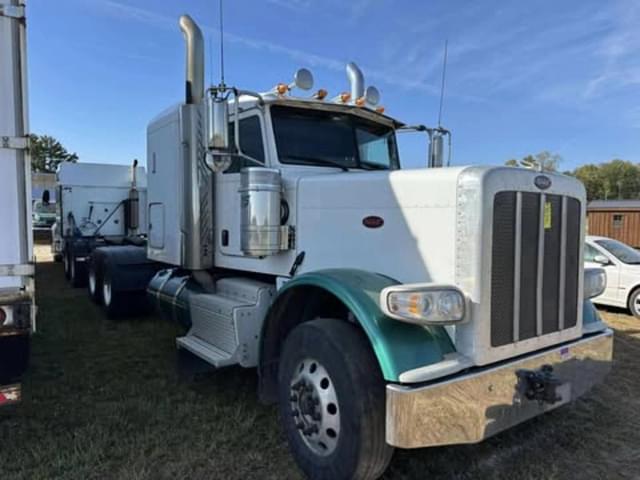 Image of Peterbilt 389 equipment image 1