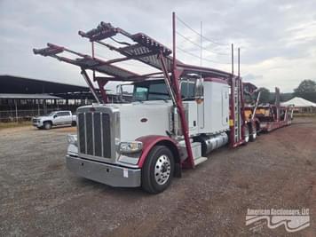Main image Peterbilt 389