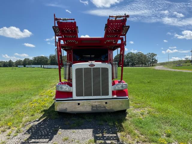 Image of Peterbilt 389 equipment image 2