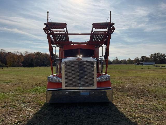 Image of Peterbilt 389 equipment image 1