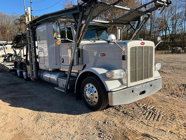 Image of Peterbilt 389 equipment image 4