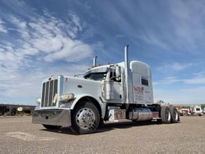 2019 Peterbilt 389 Image