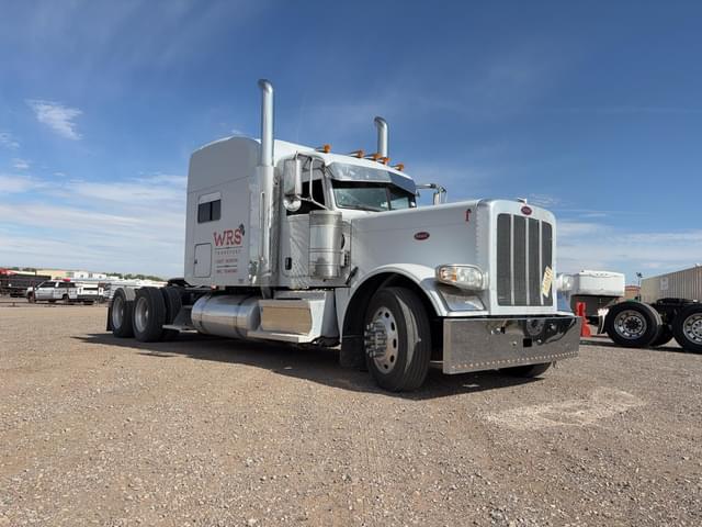 Image of Peterbilt 389 equipment image 2