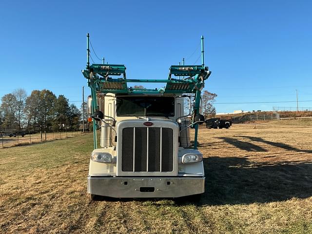 Image of Peterbilt 389 equipment image 2