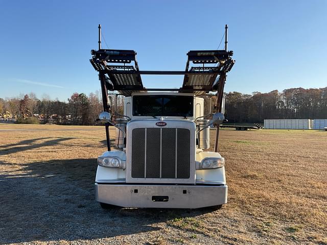 Image of Peterbilt 389 equipment image 1