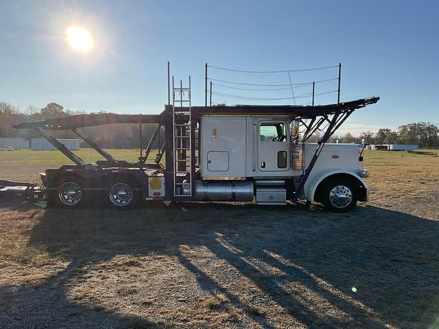 Image of Peterbilt 389 equipment image 3