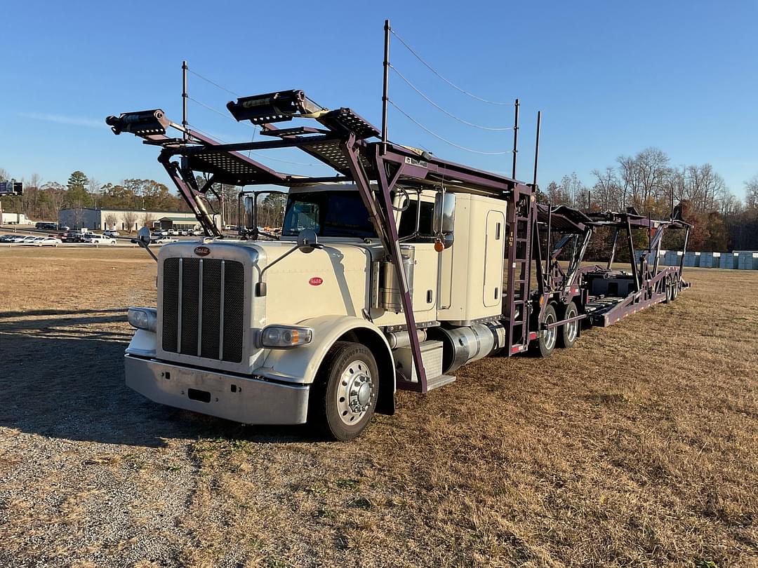 Image of Peterbilt 389 Primary image