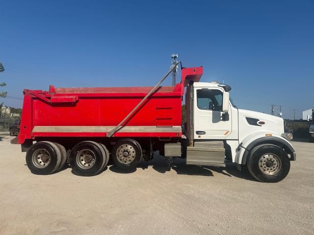 Image of Peterbilt 567 equipment image 1