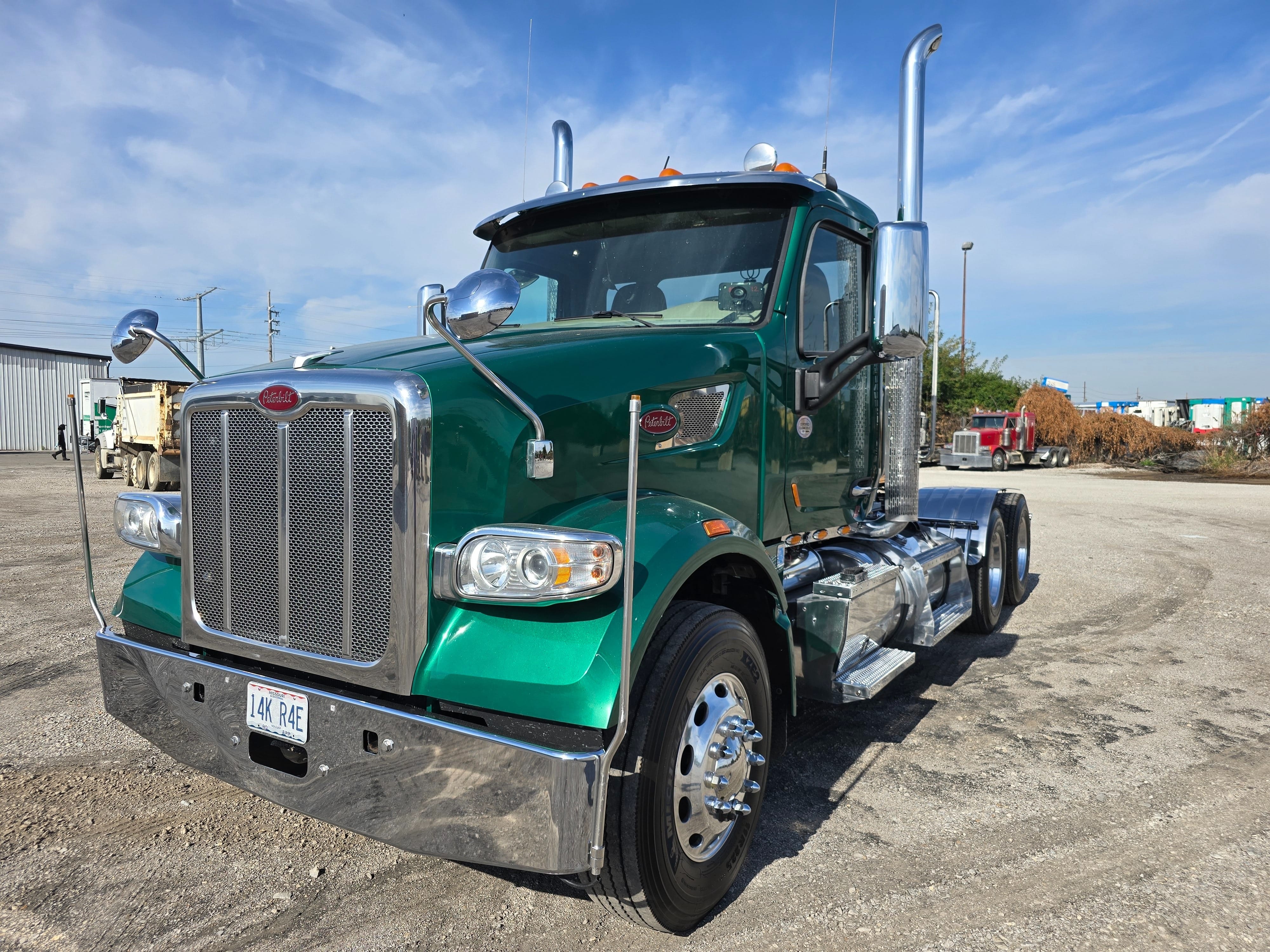 2019 Peterbilt 567 Equipment Image0