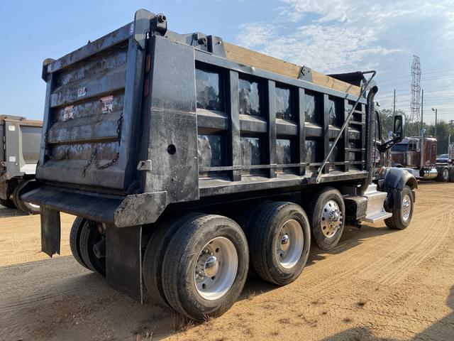 Image of Peterbilt 567 equipment image 2