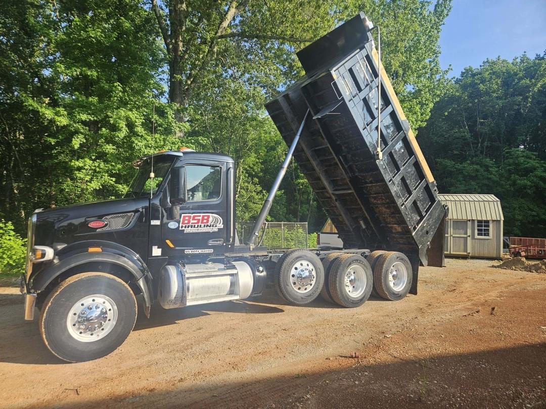 Image of Peterbilt 567 Primary image